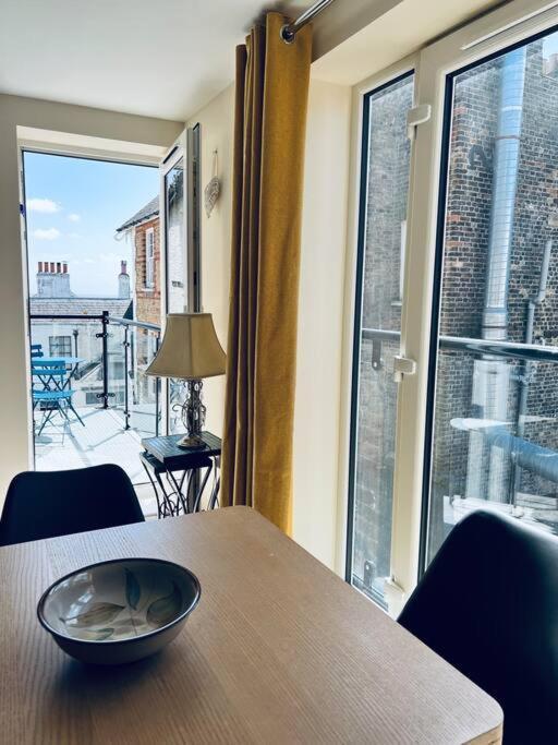 100 Steps To Broadstairs Beach - 2 Bedroom 3 Beds Extérieur photo